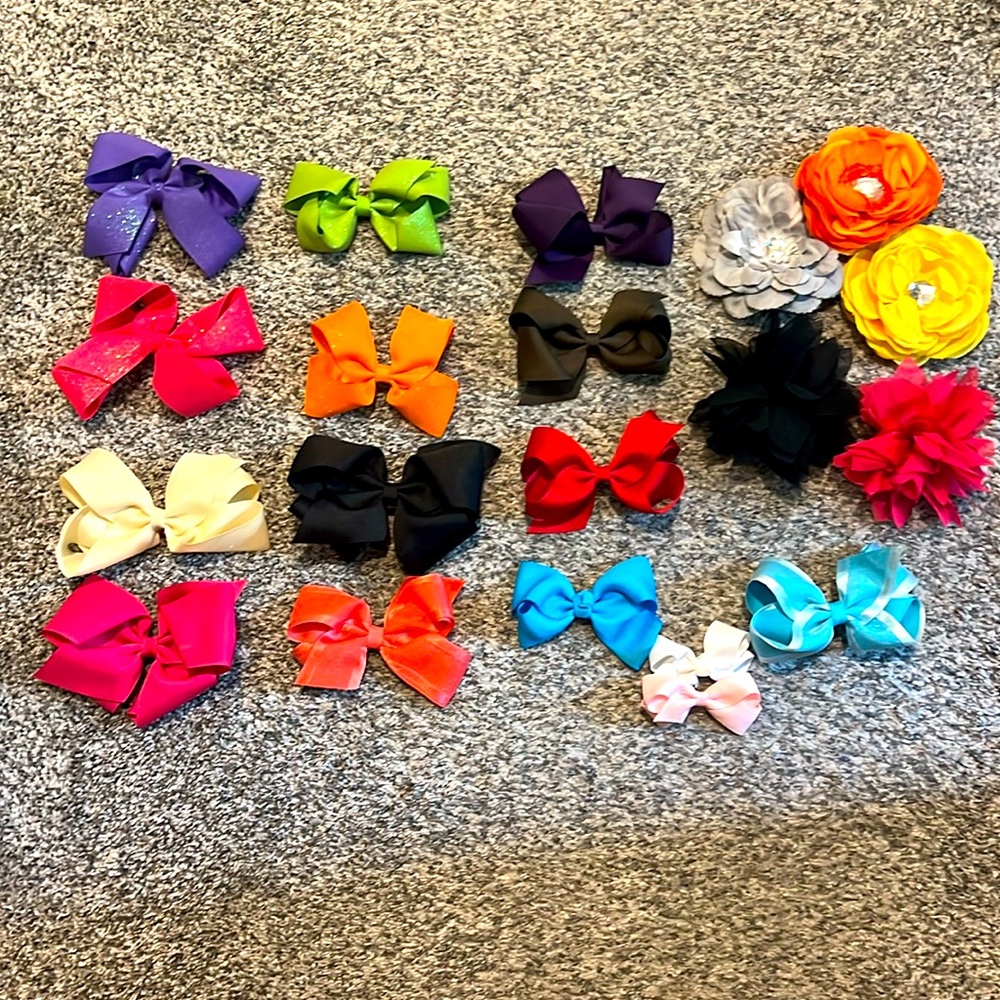 20 Piece Large Small Hair Bows Lot